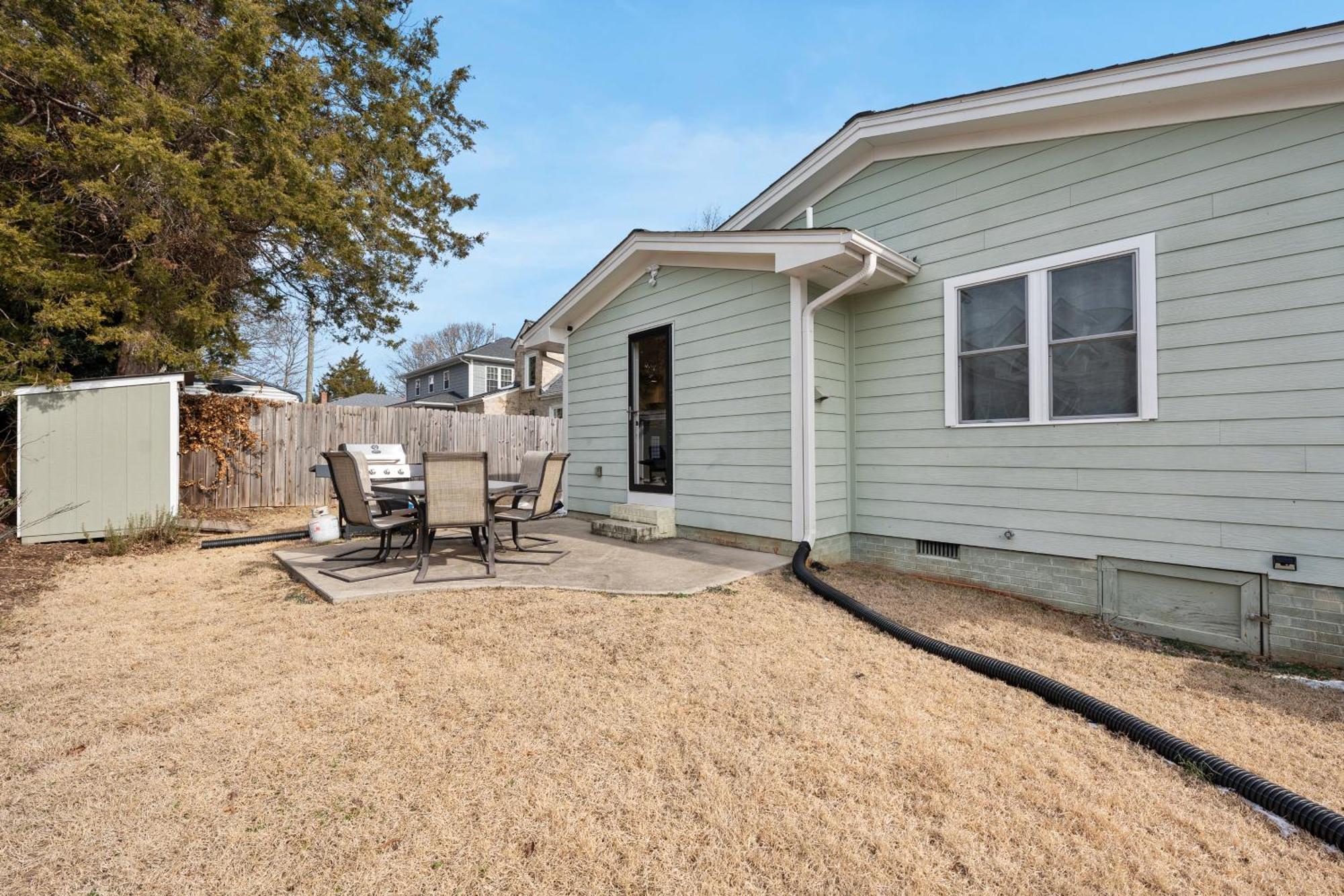 Charming Dt 3-Bed Bungalow With Fenced-In Yard Raleigh Buitenkant foto